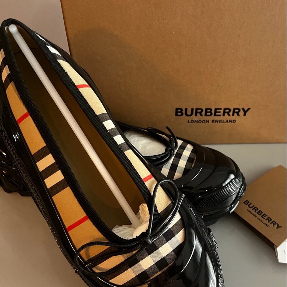 Burberry Oxford